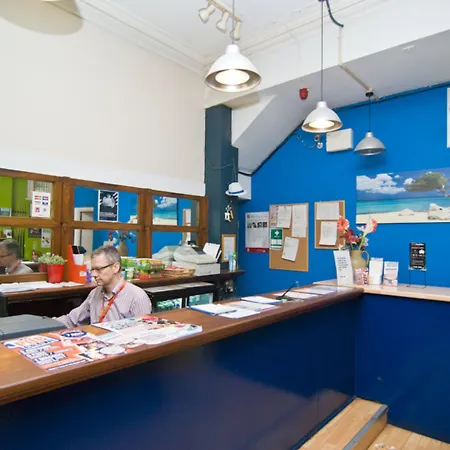 Onefam Waterloo 18-36 Years Old-3